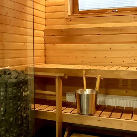 Snowy Hill A * Ροβανιέμι